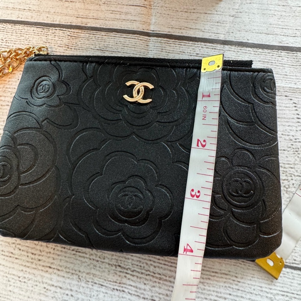Chanel Makeup Bag purse chain CC black charm zippy pouch clutch wallet - Picture 8 of 8